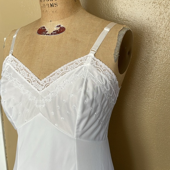 Vintage Sears The Doesnt Slip white slip, size tall 36 - Picture 2 of 10